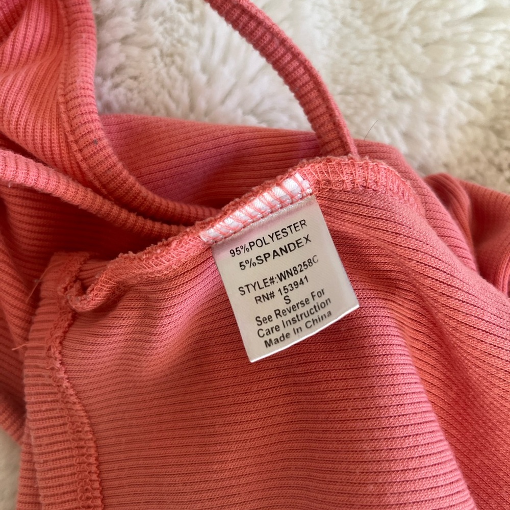 Timing Ribbed Tank Top - Picture 5 of 6